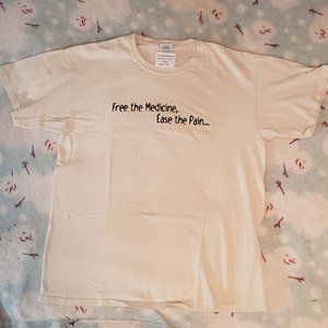 Free the Medicine vintage Cannabis Tee Shirt white large A065